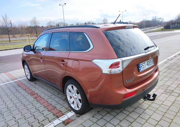 Mitsubishi Outlander cena 53000 przebieg: 177000, rok produkcji 2012 z Szczytna małe 29